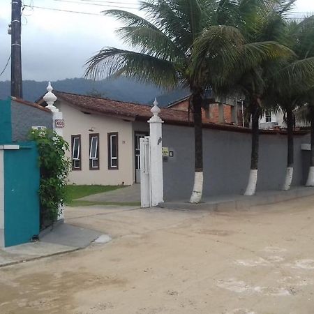 Casa 2 Dorm Em Condominio 250 Mts Praia Maranduba Com Churrasqueira 02 Vagas Garagem Com Wifi Gratis Ubatuba Exterior foto