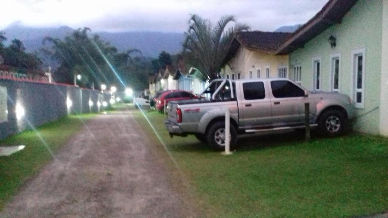 Casa 2 Dorm Em Condominio 250 Mts Praia Maranduba Com Churrasqueira 02 Vagas Garagem Com Wifi Gratis Ubatuba Exterior foto